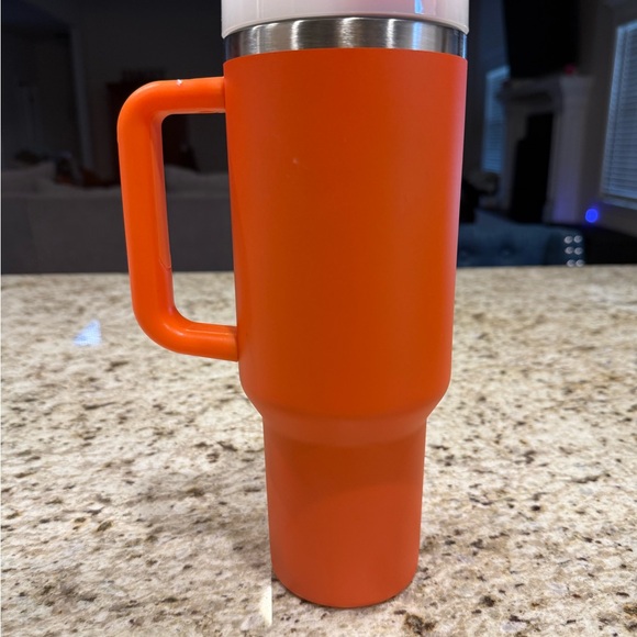 Stanley Vibrant Orange Insulated Mug - Picture 2 of 3